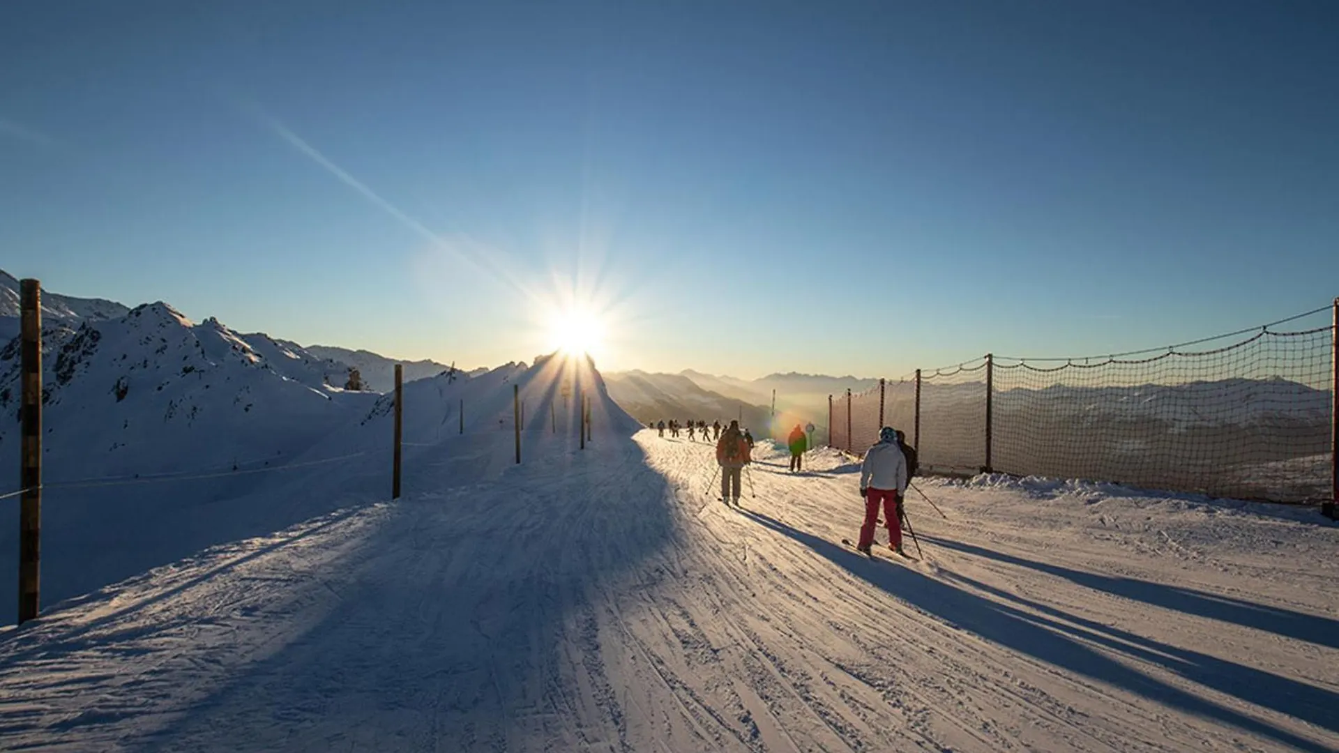 Διαμέρισμα 2 Pieces, 6 Pers, Proche Pistes Et Commerces, Balcon, Animaux Admis - Fr-1-411-190 Les Arcs